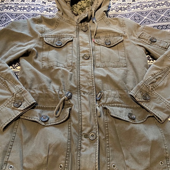 Levi’s Army Green Coat - Picture 5 of 6
